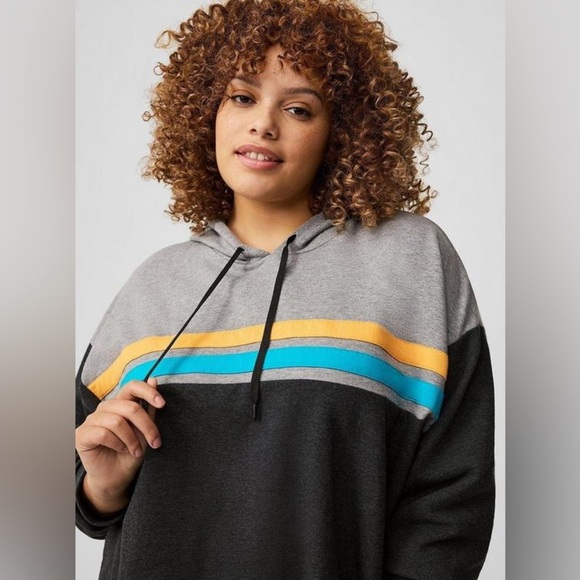 Torrid Everyday Fleece Colorblock Active Hoodie Size 3x NWT Brand New - Picture 8 of 10